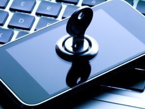 آموزش بالا بردن امنیت موبایل با ۸ روش ساده و مؤثر