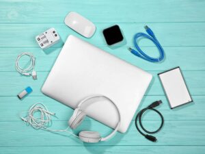 وسایل مورد نیاز لپ تاپ