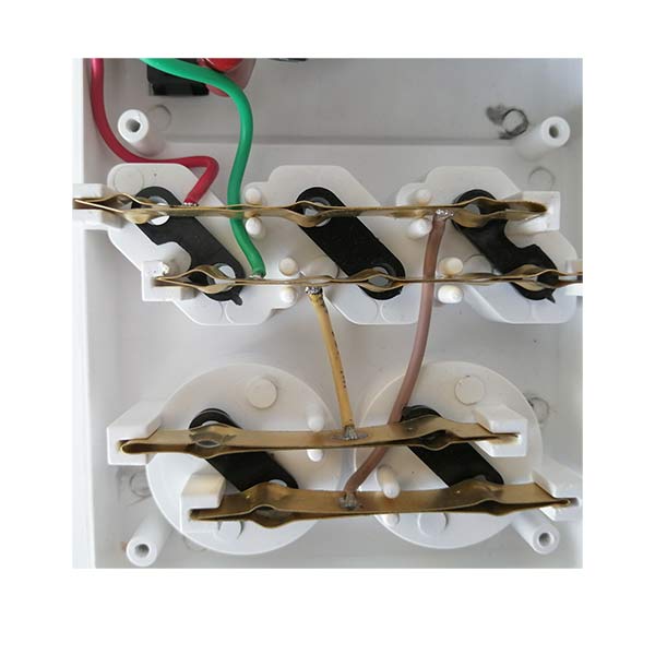 محافظ برق 5 خانه اینوویت مدل INV-057