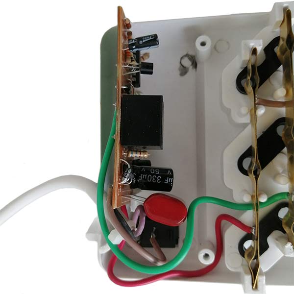 محافظ برق 5 خانه اینوویت مدل INV-057