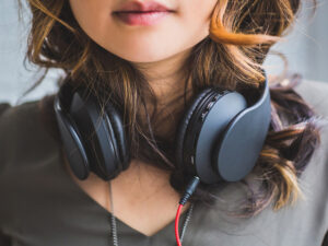 9 راهنمای خرید هدفون و هدست