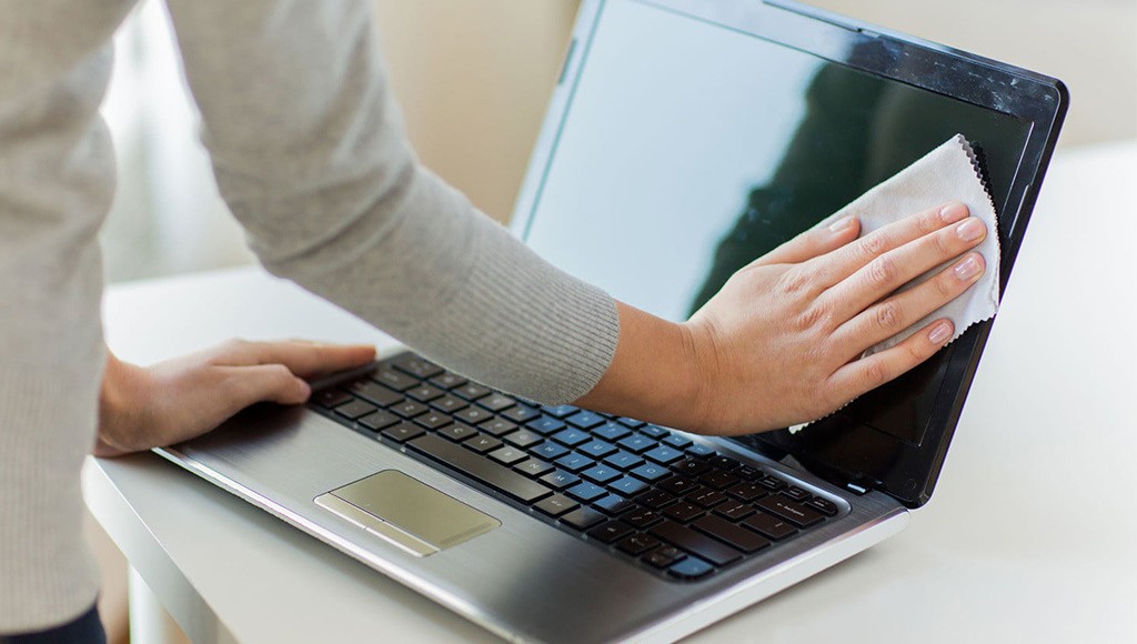 تمیز کردن صفحه نمایش