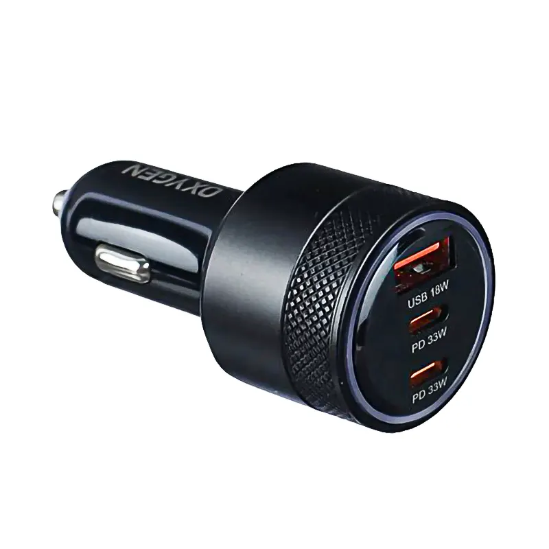 شارژر فندکی اکسیژن AC-17 با سه درگاه USB و USB-C و بدنه مشکی